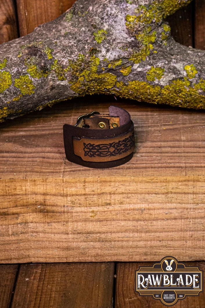 Finwe Leather Bracelet