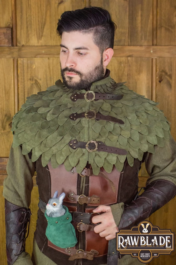 Oria Scale Gorget - Green