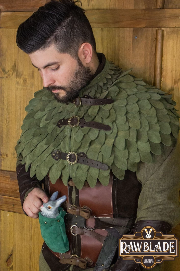 Oria Scale Gorget - Green