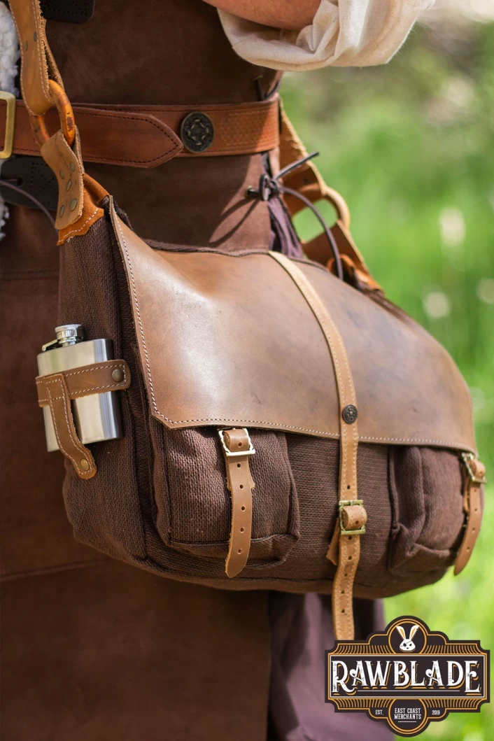 Adventurer Messenger Bag